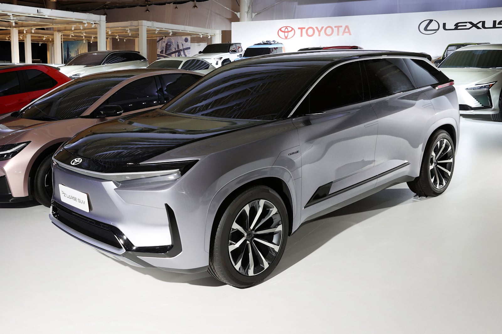 The Luxurious 2024 Toyota BZ5X Electric SUV Car Geeks